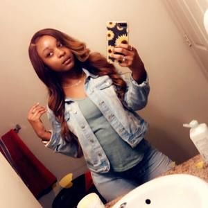 Meet your Posher, Kariee